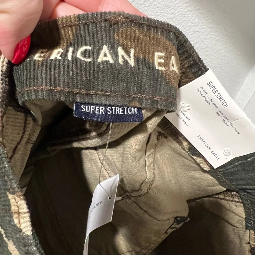 Women's American Eagle Super Stretch Camo Corduroy Skirt Size 4